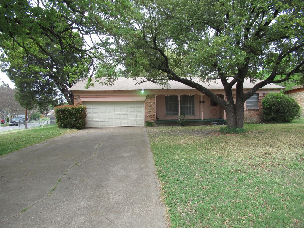 382 Beautycrest Court Dallas TX 75217