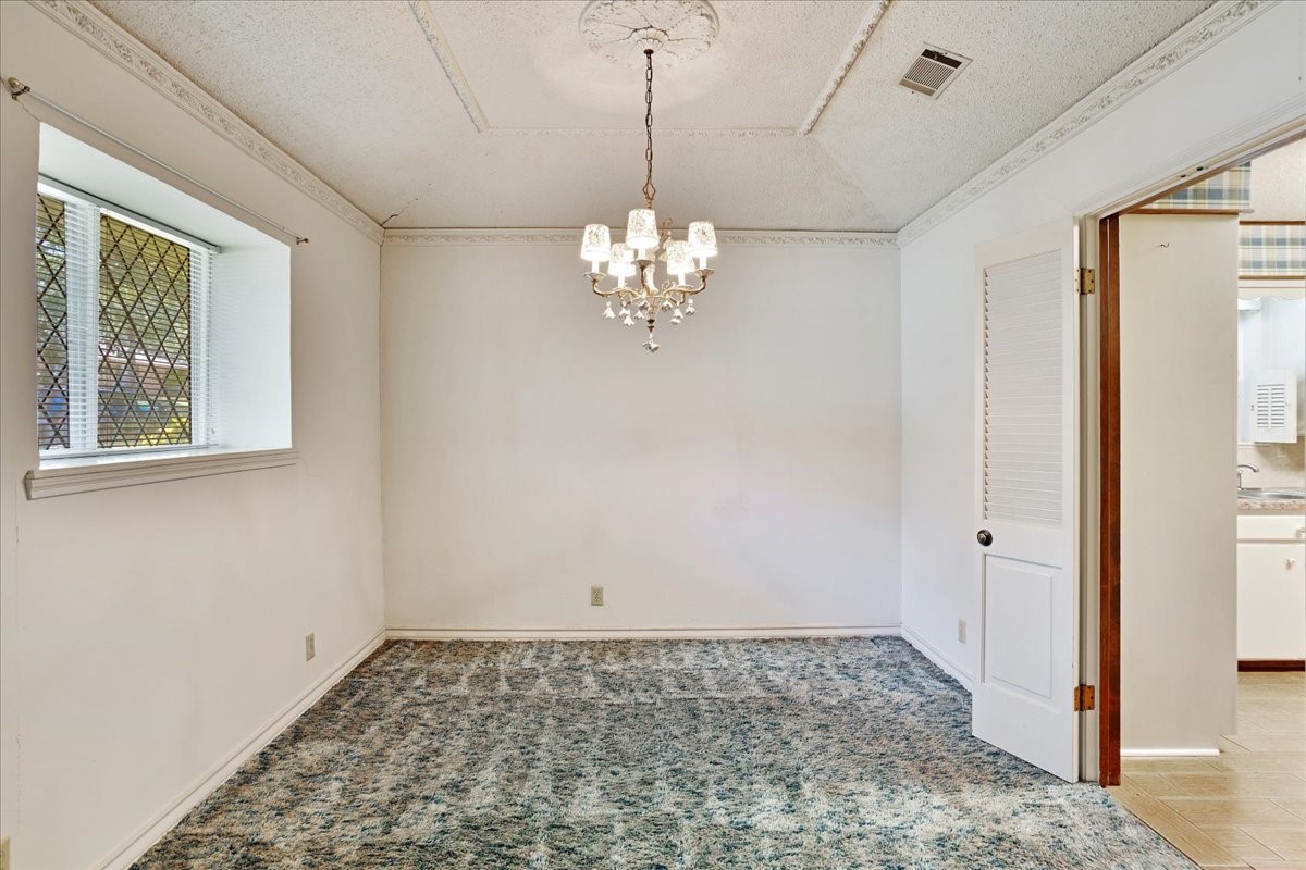 602 Queens Road Denison TX 75020