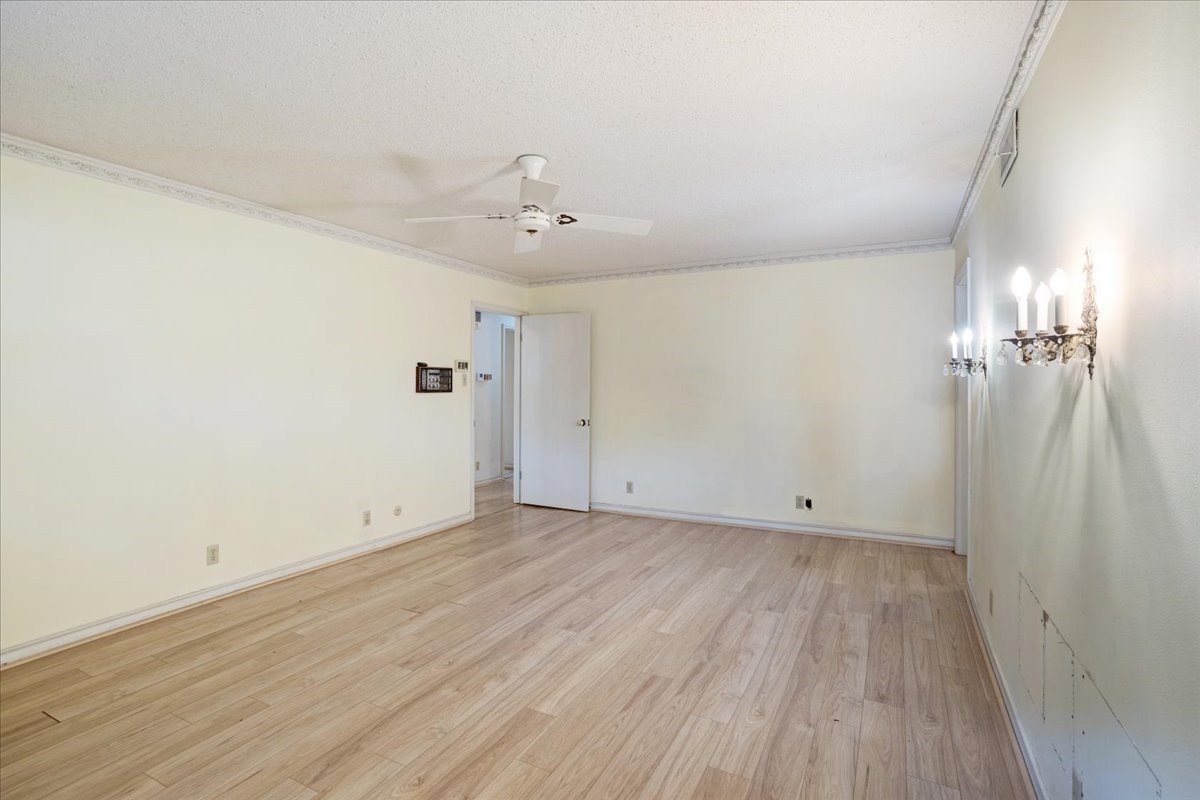 602 Queens Road Denison TX 75020