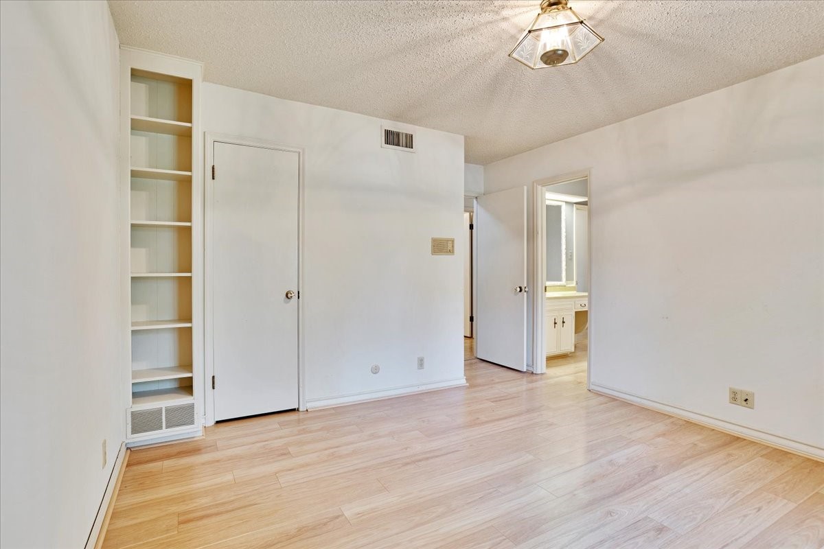 602 Queens Road Denison TX 75020