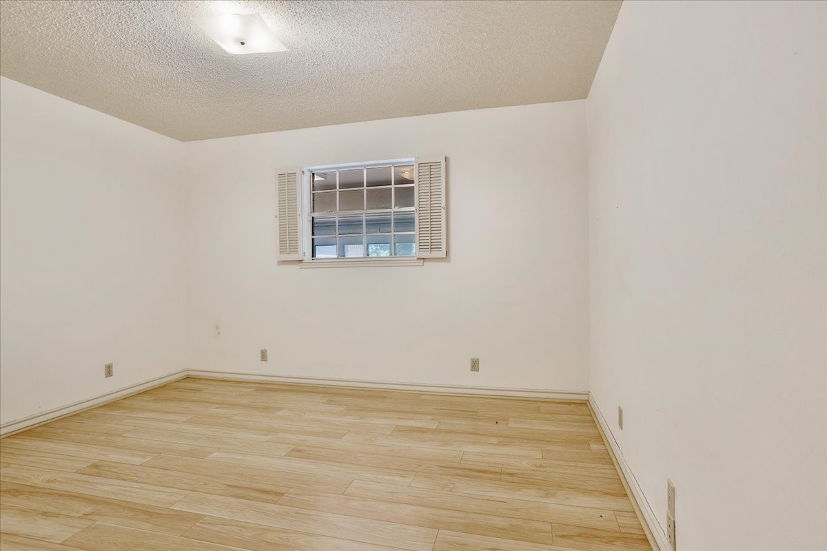 602 Queens Road Denison TX 75020