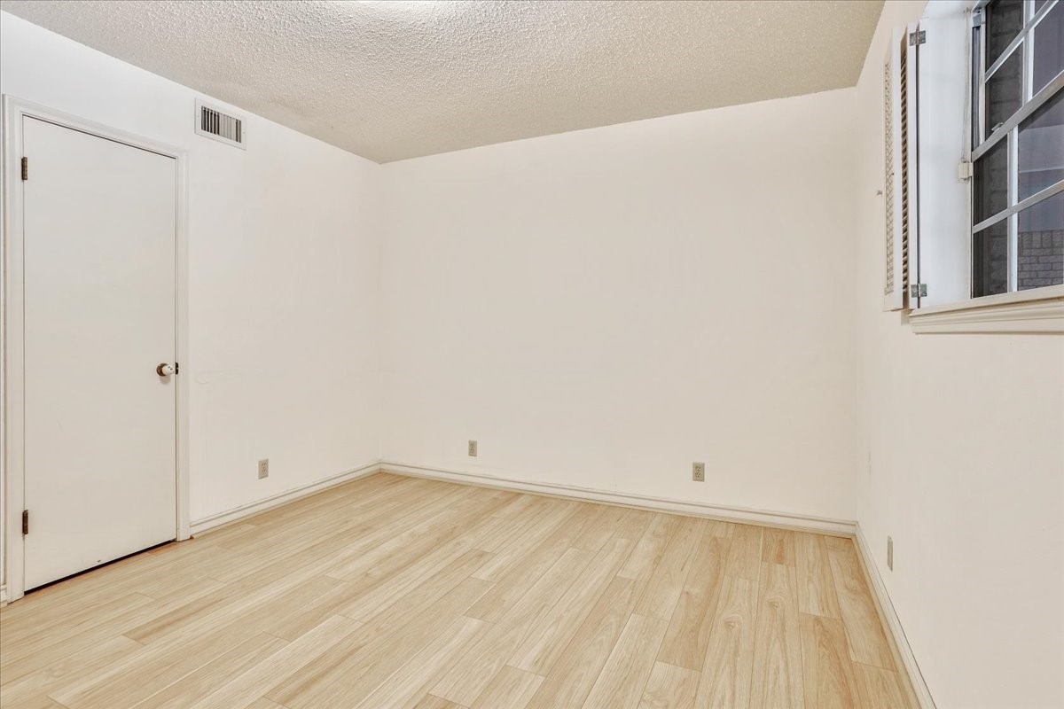 602 Queens Road Denison TX 75020