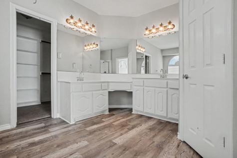 1105 Blaze Court Midlothian TX 76065
