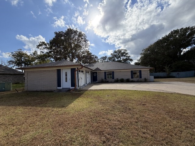102 Newport Lane Bullard TX 75757