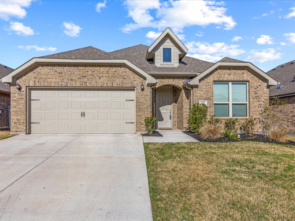 213 Bayonet Drive Fort Worth TX 76108