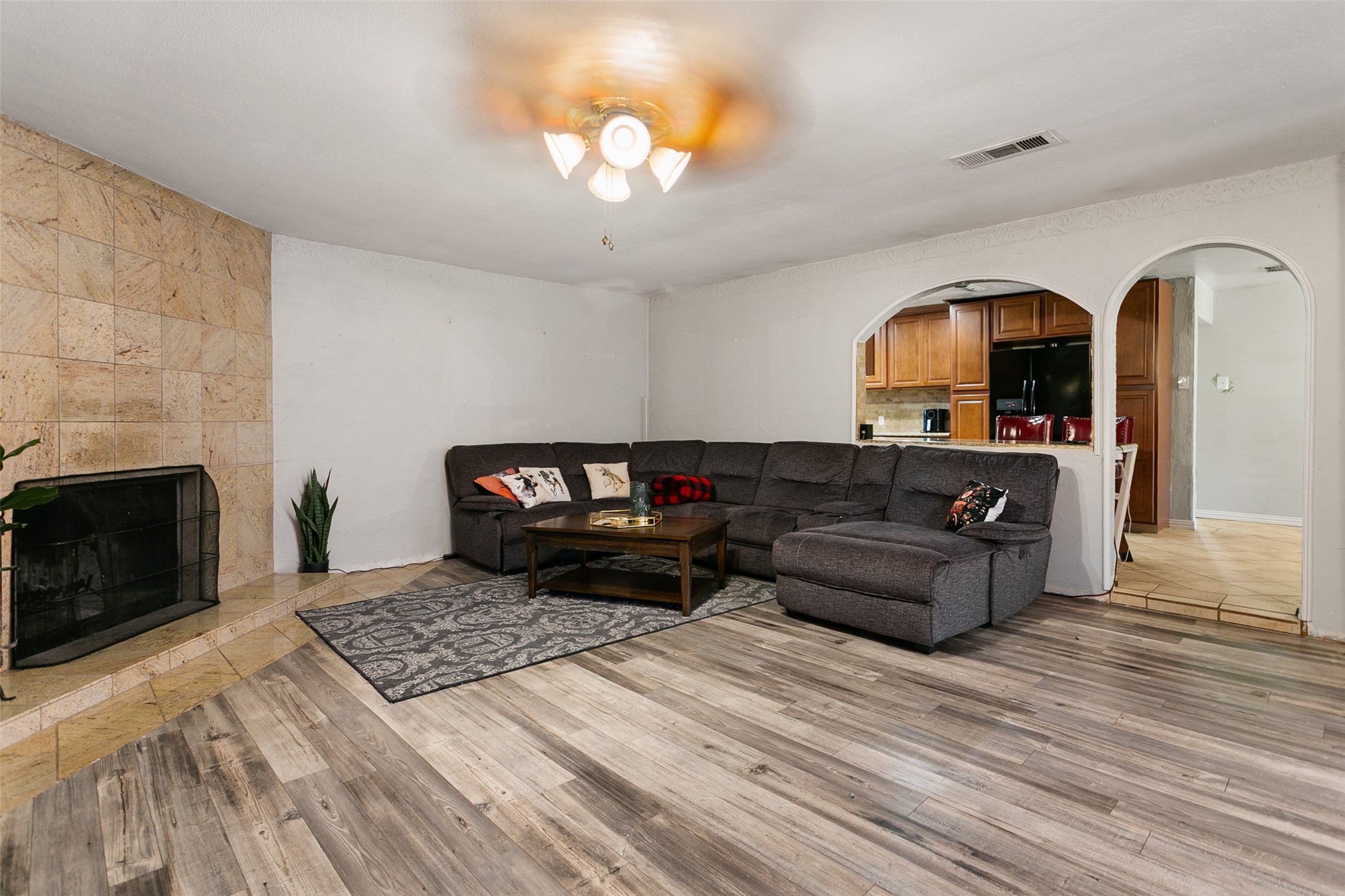 6608 Mccoy Court Watauga TX 76148