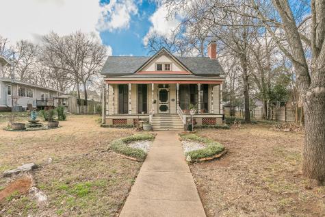 511 S Royall Street Palestine TX 75801