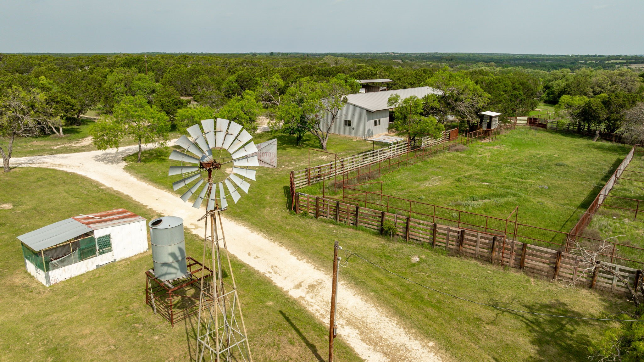 5905 N Us Highway 281 (172) Hamilton TX 76531