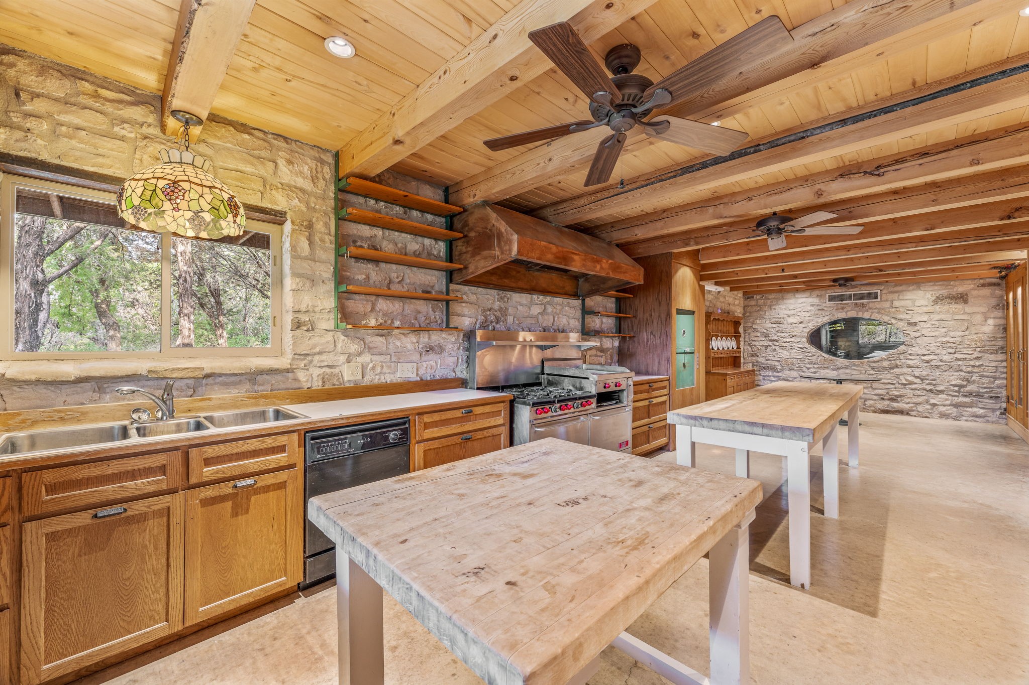 5905 N Us Highway 281 (172) Hamilton TX 76531
