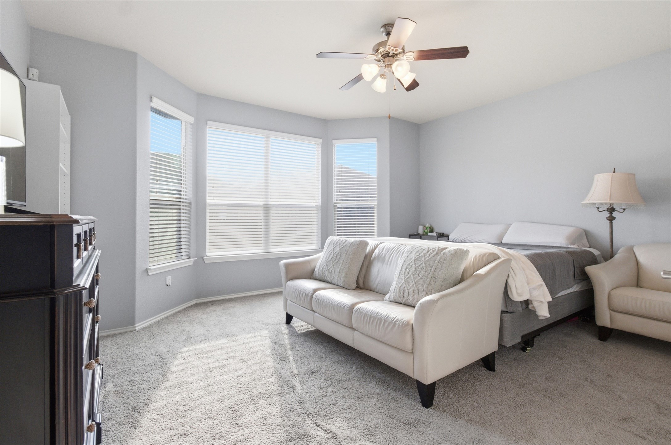 10928 Middleglen Road Fort Worth TX 76052