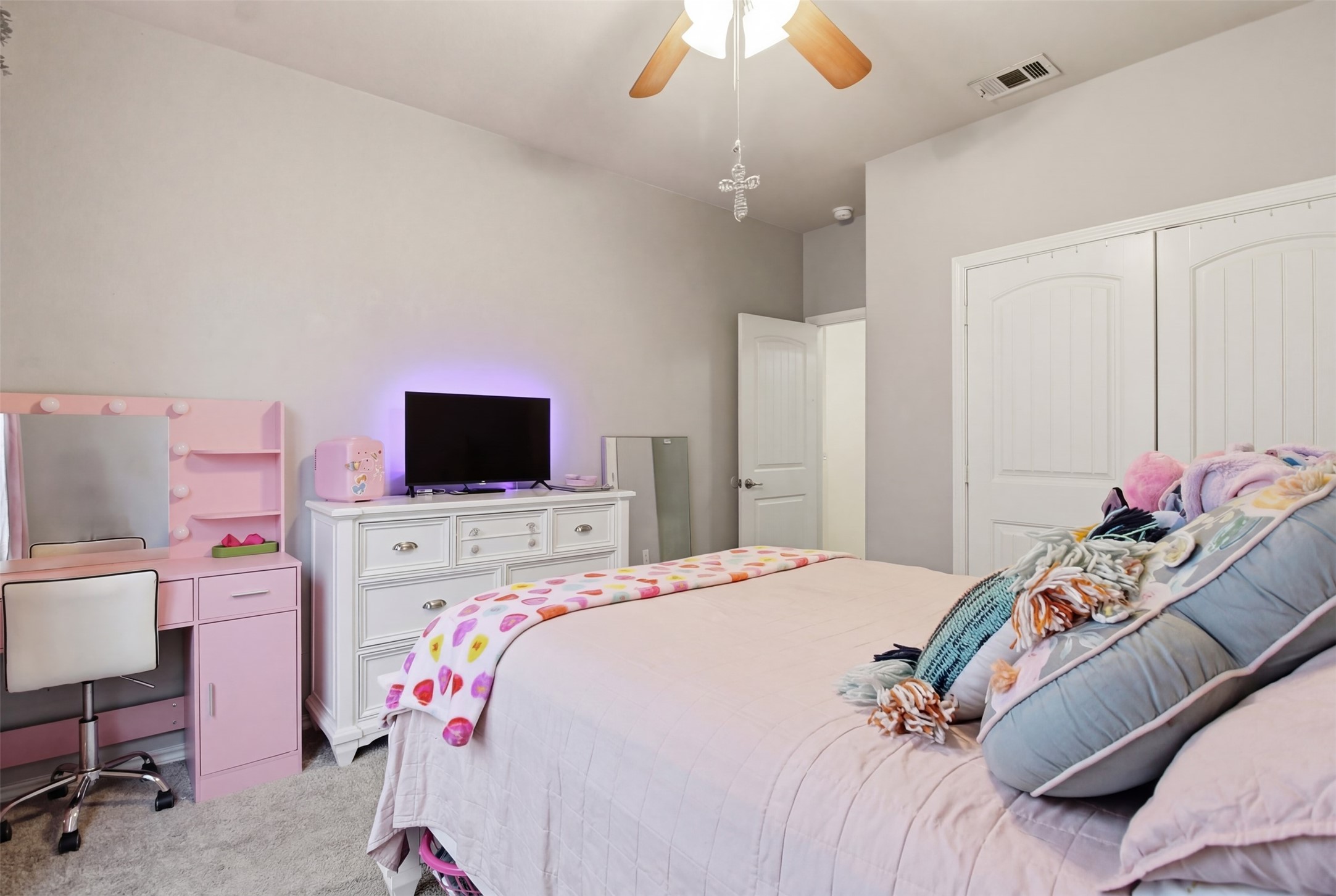 10928 Middleglen Road Fort Worth TX 76052