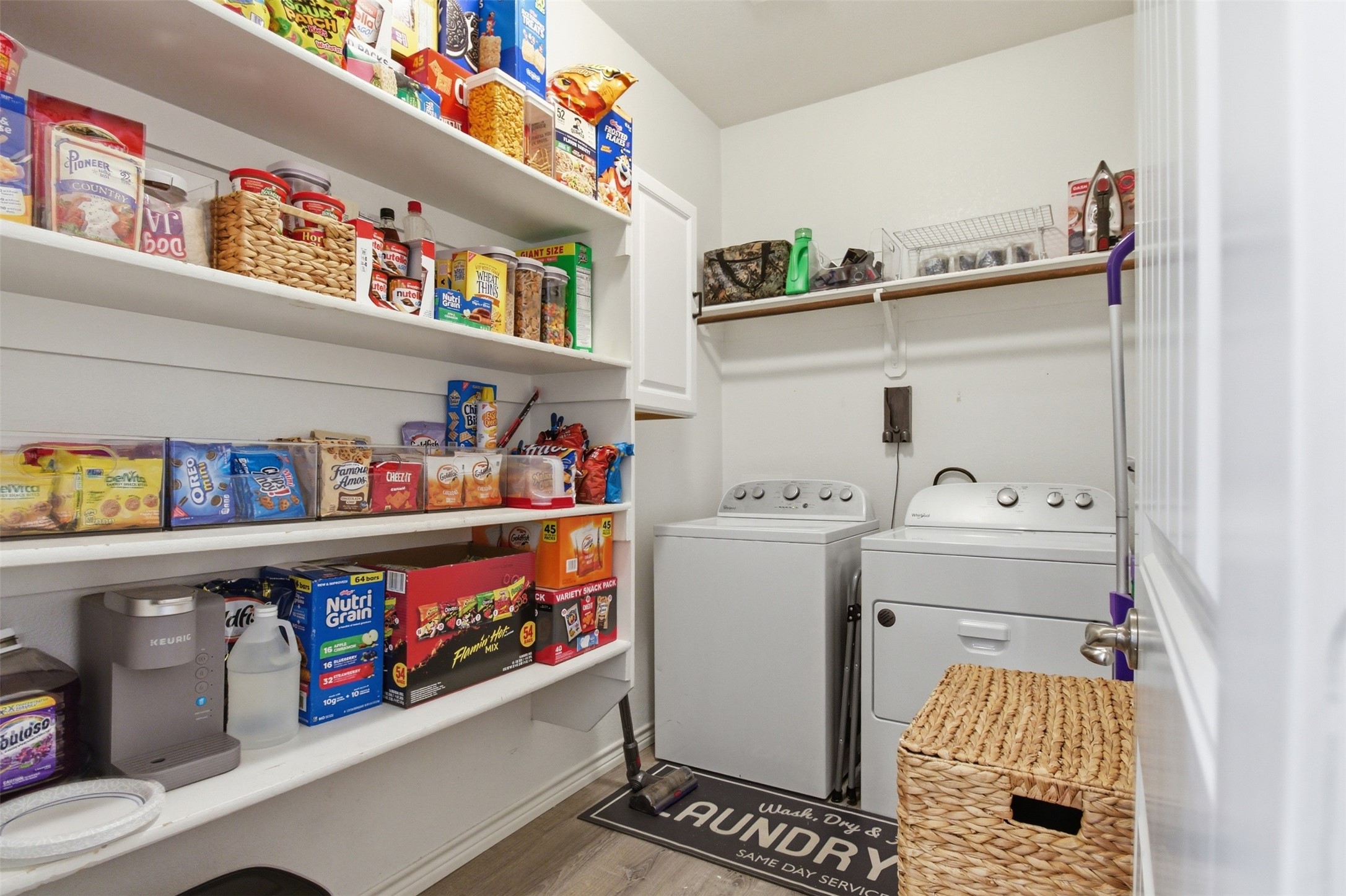 10928 Middleglen Road Fort Worth TX 76052