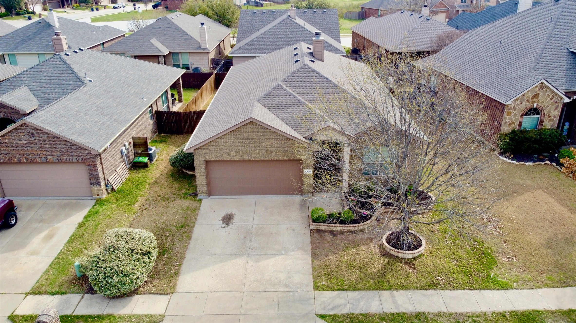 10928 Middleglen Road Fort Worth TX 76052