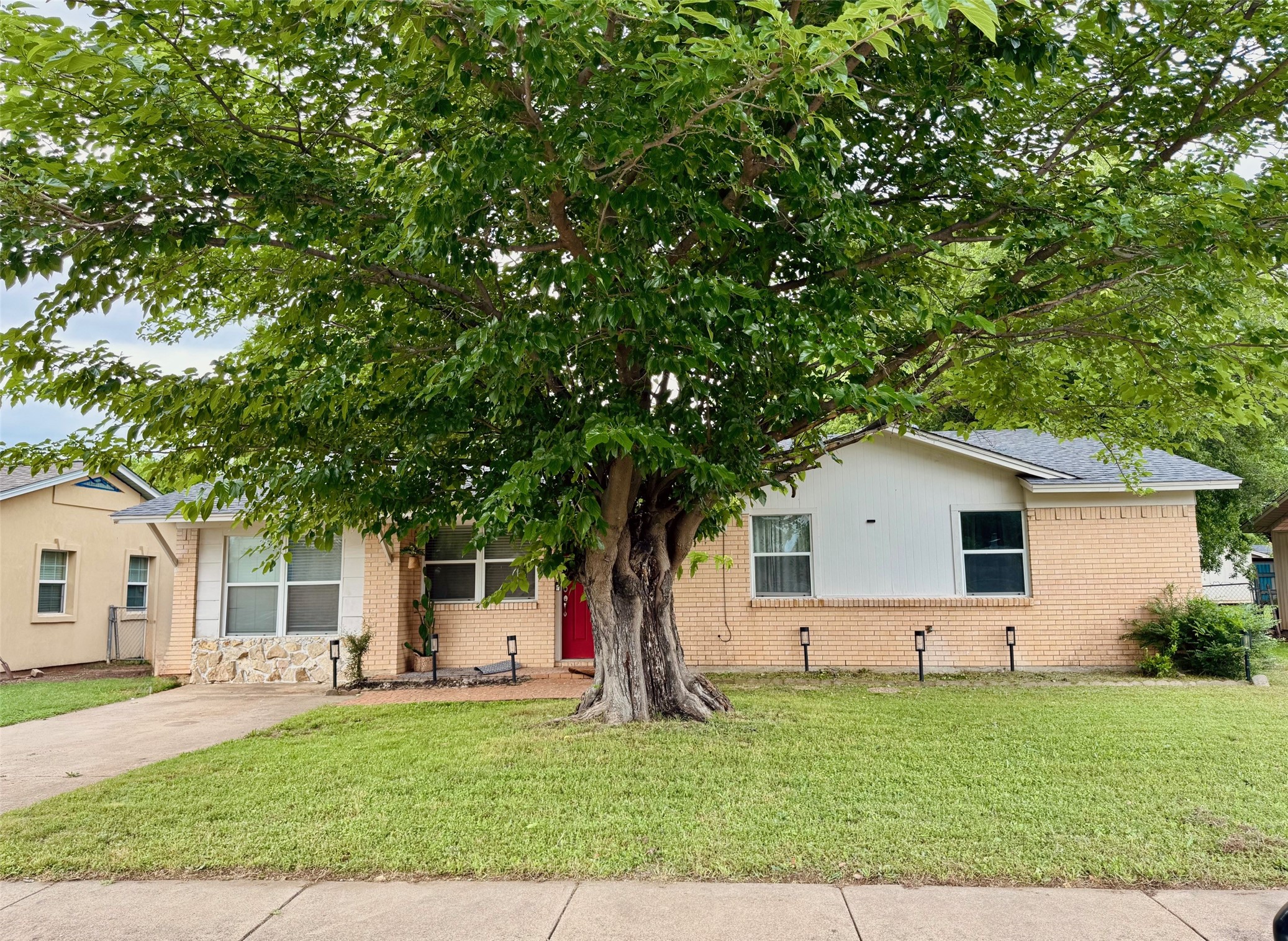 1617 Tyson Street Blue Mound TX 76131
