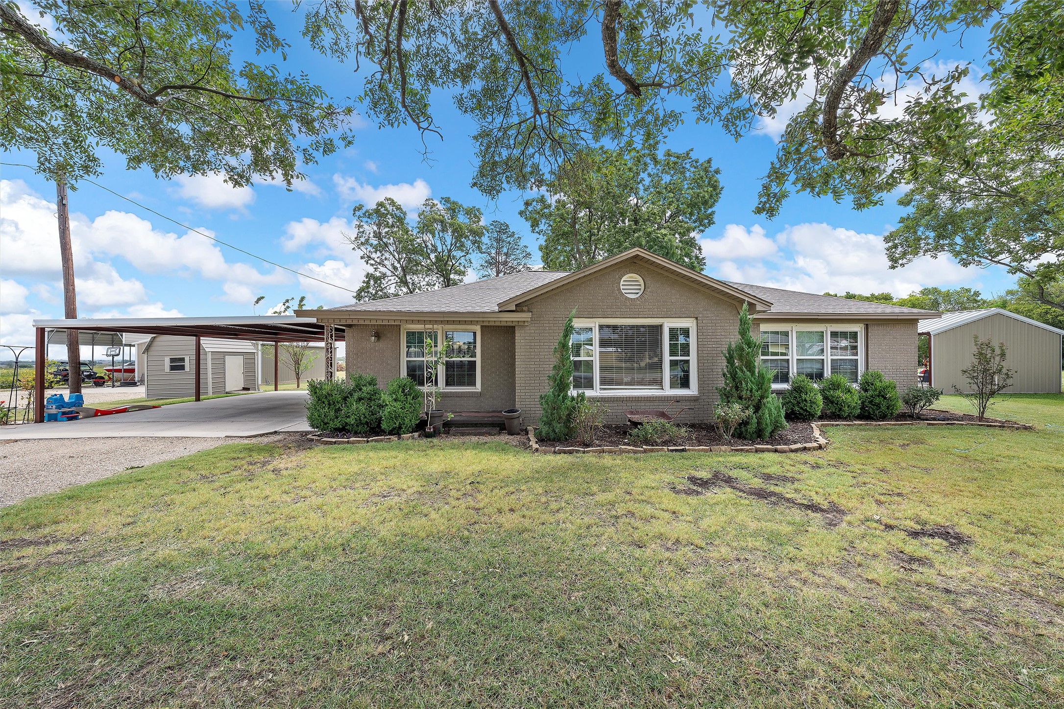 568 Cottonwood Road West TX 76691