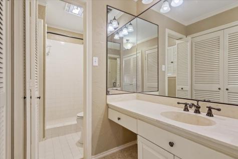 4312 Village Oak Drive Waco TX 76710