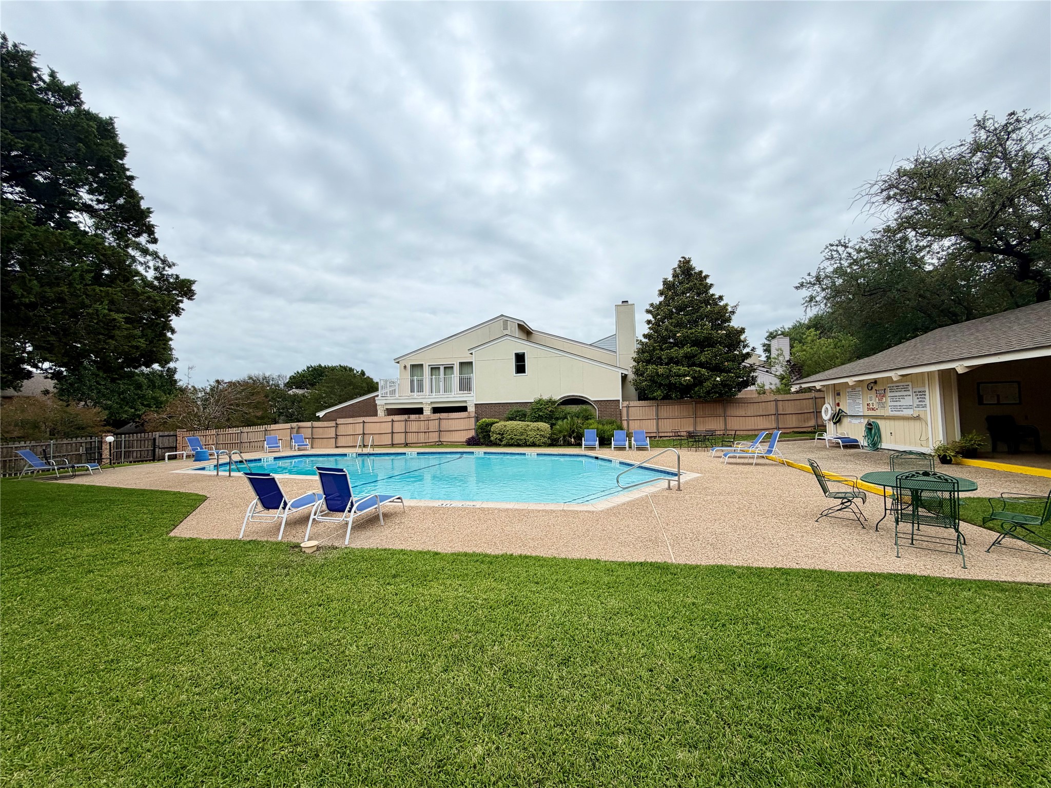4312 Village Oak Drive Waco TX 76710