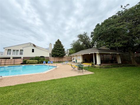 4312 Village Oak Drive Waco TX 76710