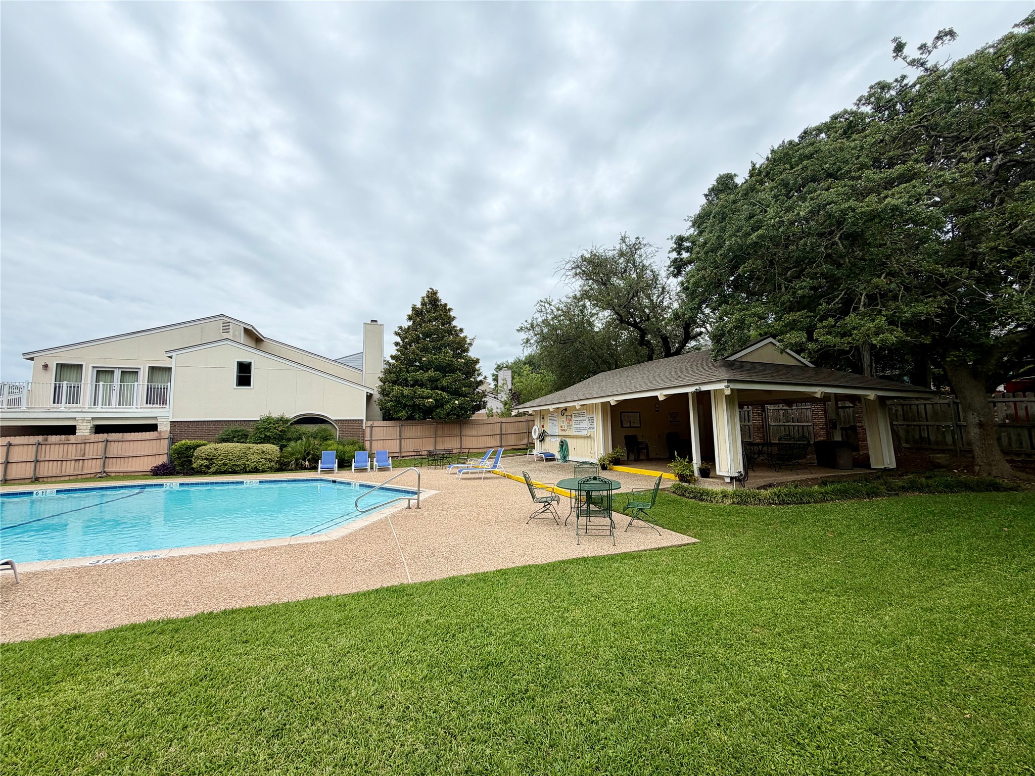 4312 Village Oak Drive Waco TX 76710