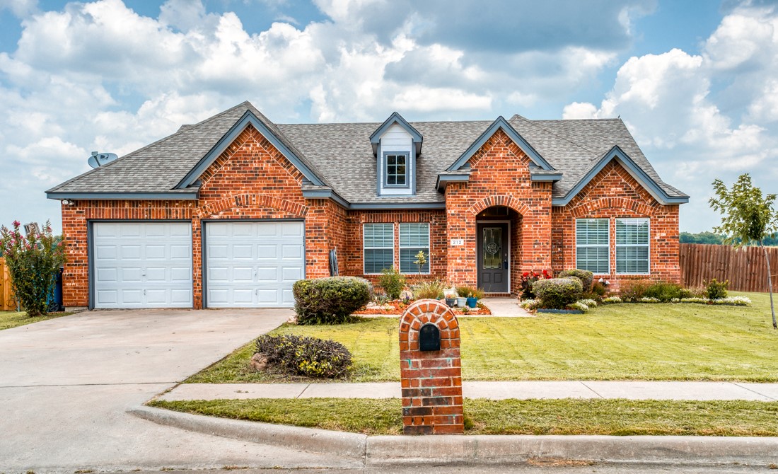 212 Autry Boulevard Gunter TX 75058