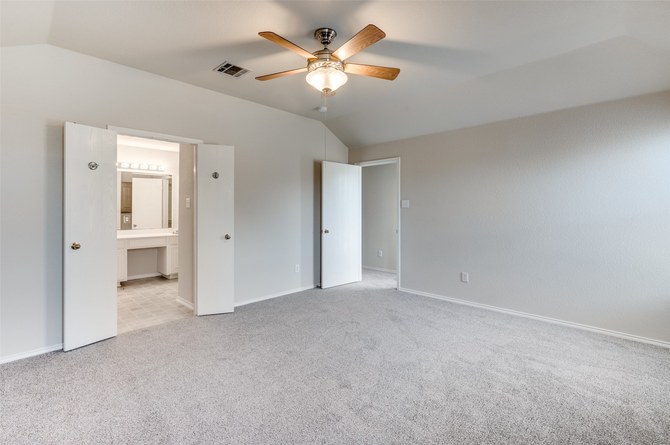 4512 Wheatland Drive Fort Worth TX 76179