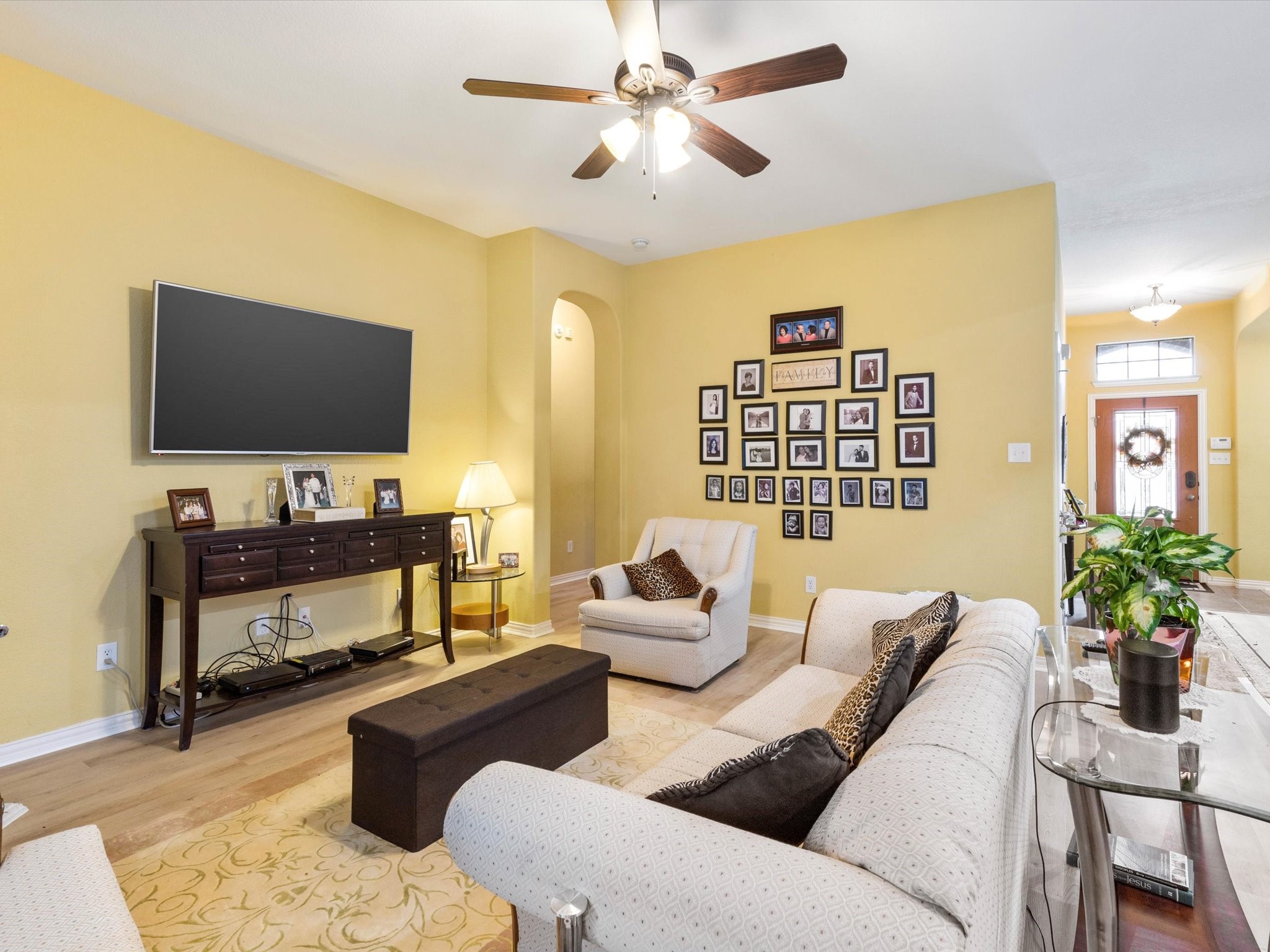 1301 Litchfield Lane Burleson TX 76028