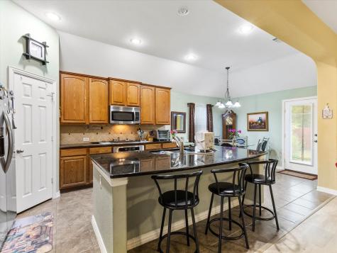1301 Litchfield Lane Burleson TX 76028