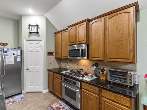 1301 Litchfield Lane Burleson TX 76028