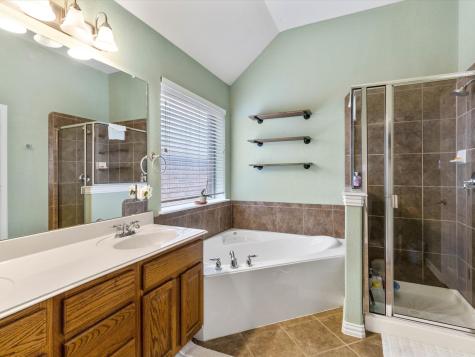 1301 Litchfield Lane Burleson TX 76028