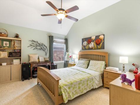 1301 Litchfield Lane Burleson TX 76028