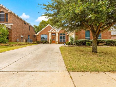 1301 Litchfield Lane Burleson TX 76028