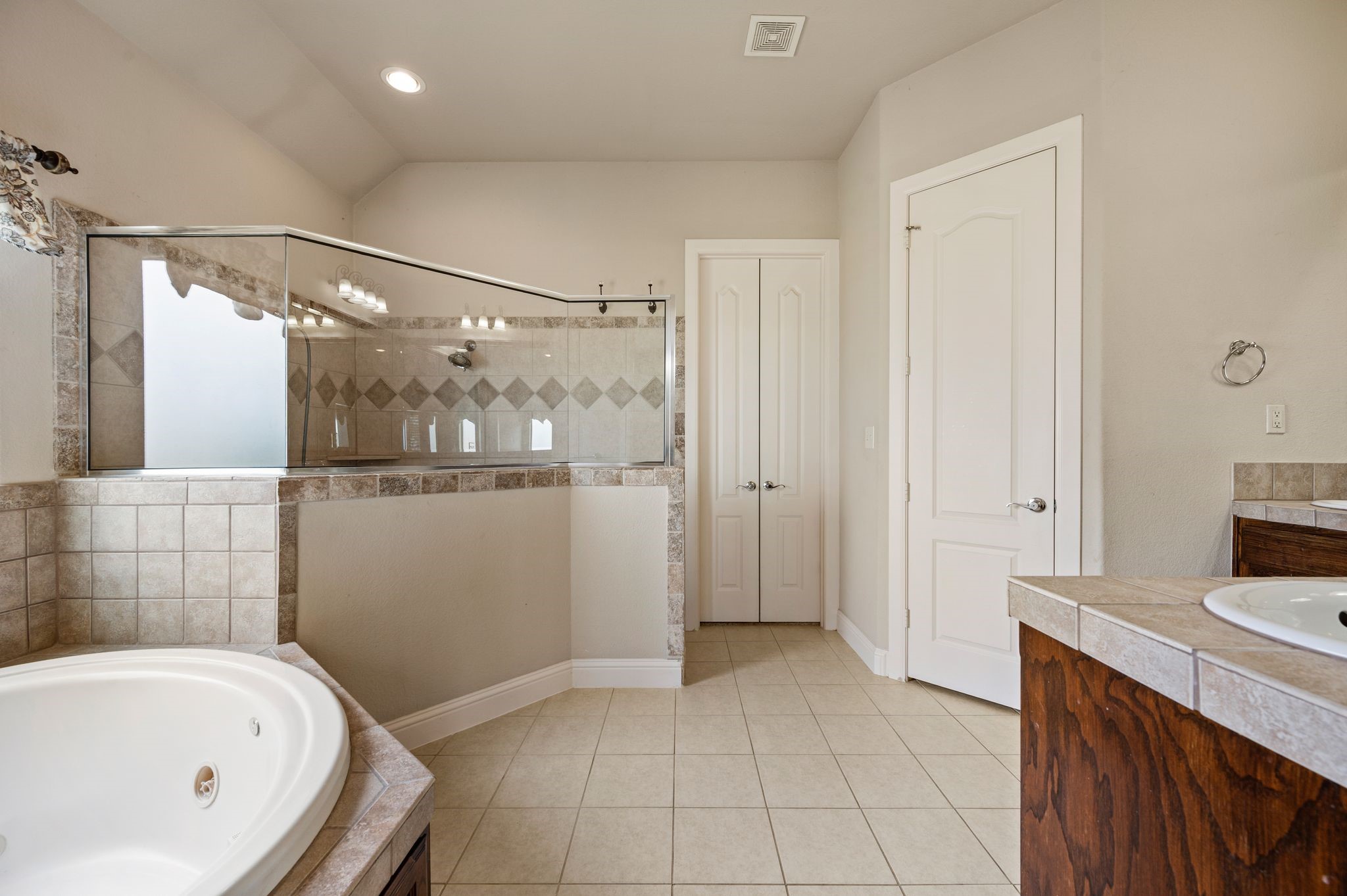 13851 Megan Drive Justin TX 76247