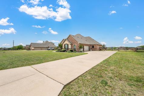 13851 Megan Drive Justin TX 76247