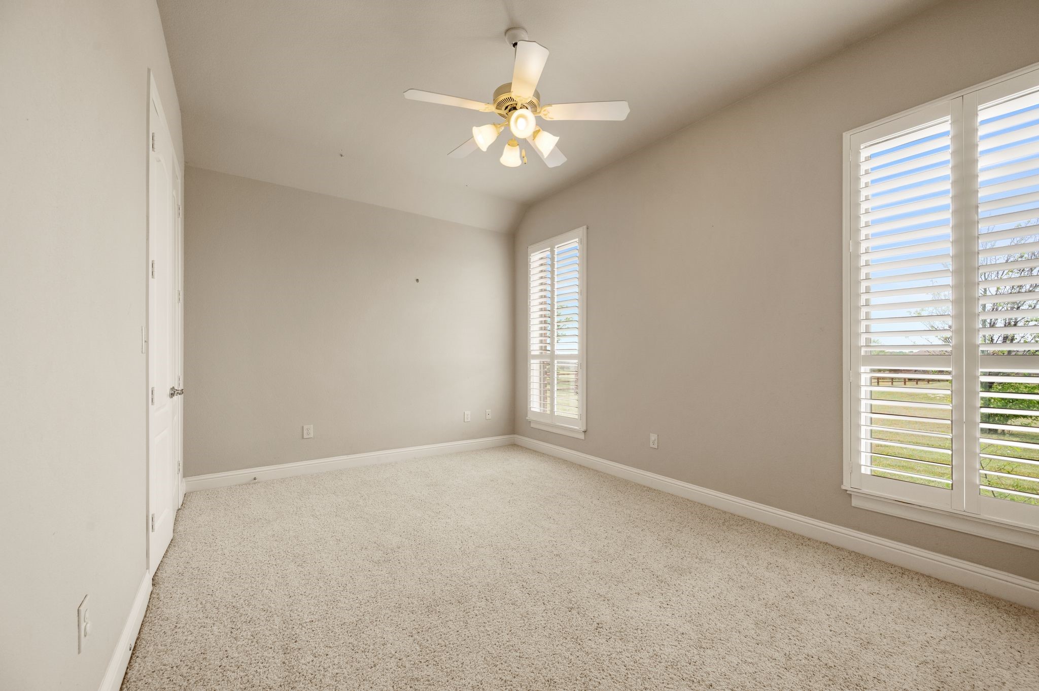 13851 Megan Drive Justin TX 76247