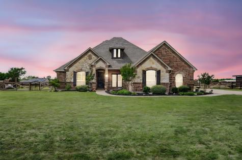 13851 Megan Drive Justin TX 76247