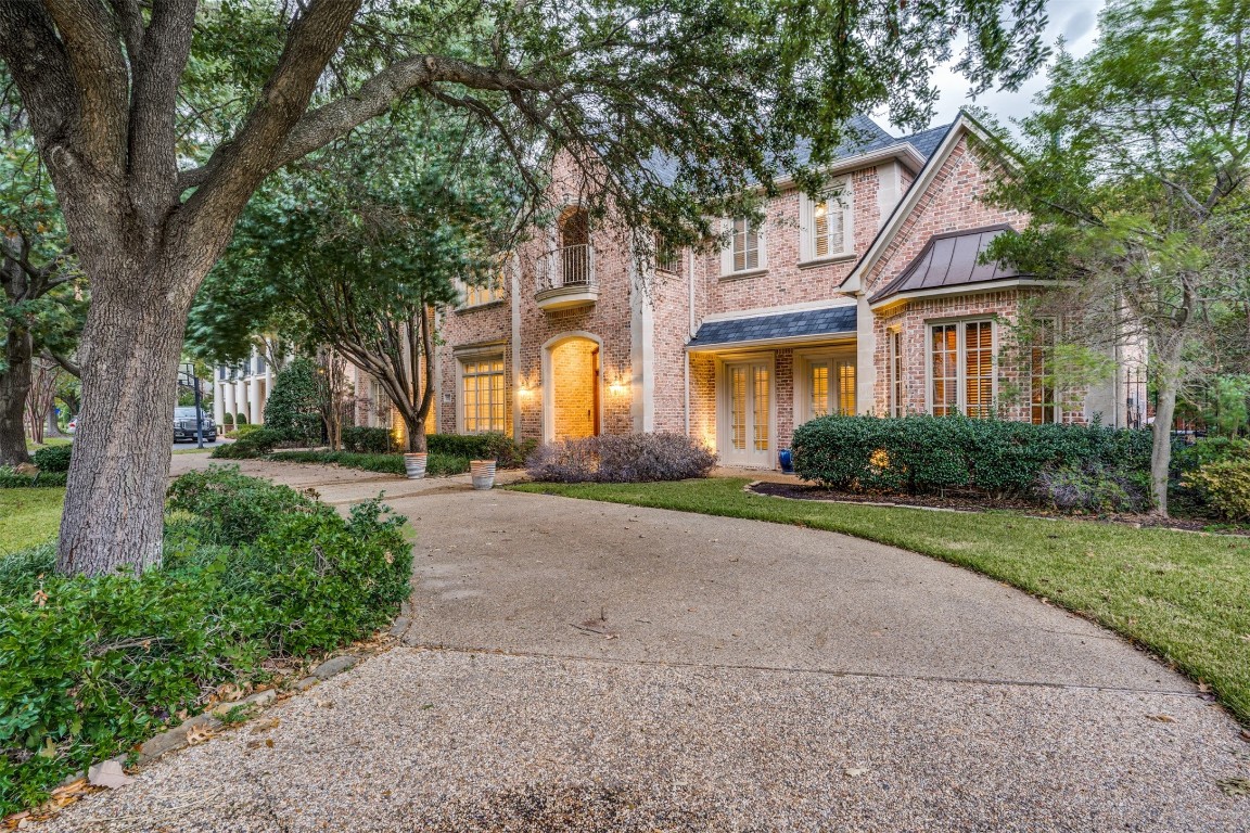 6425 Waggoner Drive Dallas TX 75230
