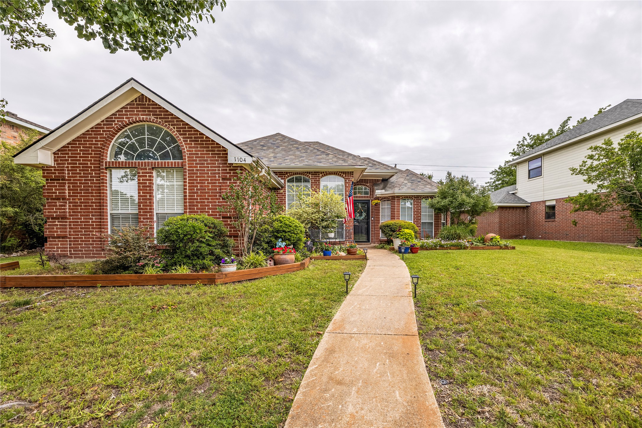 1104 Old Knoll Drive Wylie TX 75098