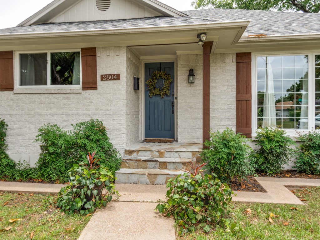 2804 Sharpview Lane Dallas TX 75228