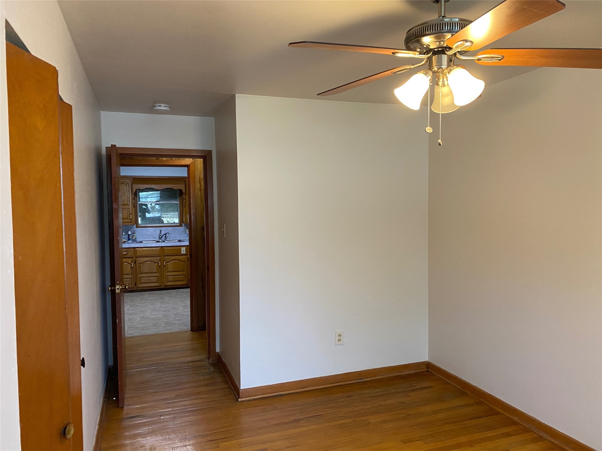 610 N Joyce Street Lacy Lakeview TX 76705