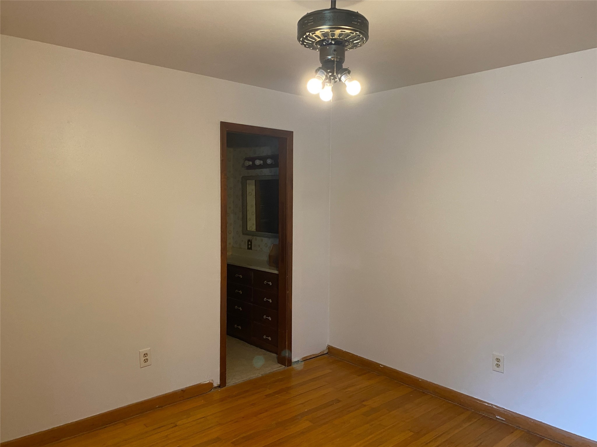 610 N Joyce Street Lacy Lakeview TX 76705