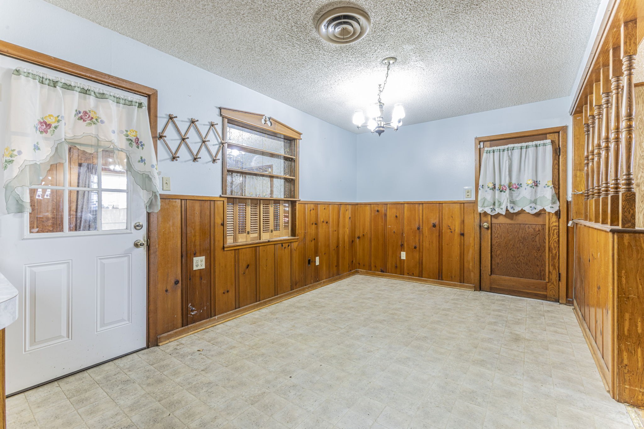 610 N Joyce Street Lacy Lakeview TX 76705