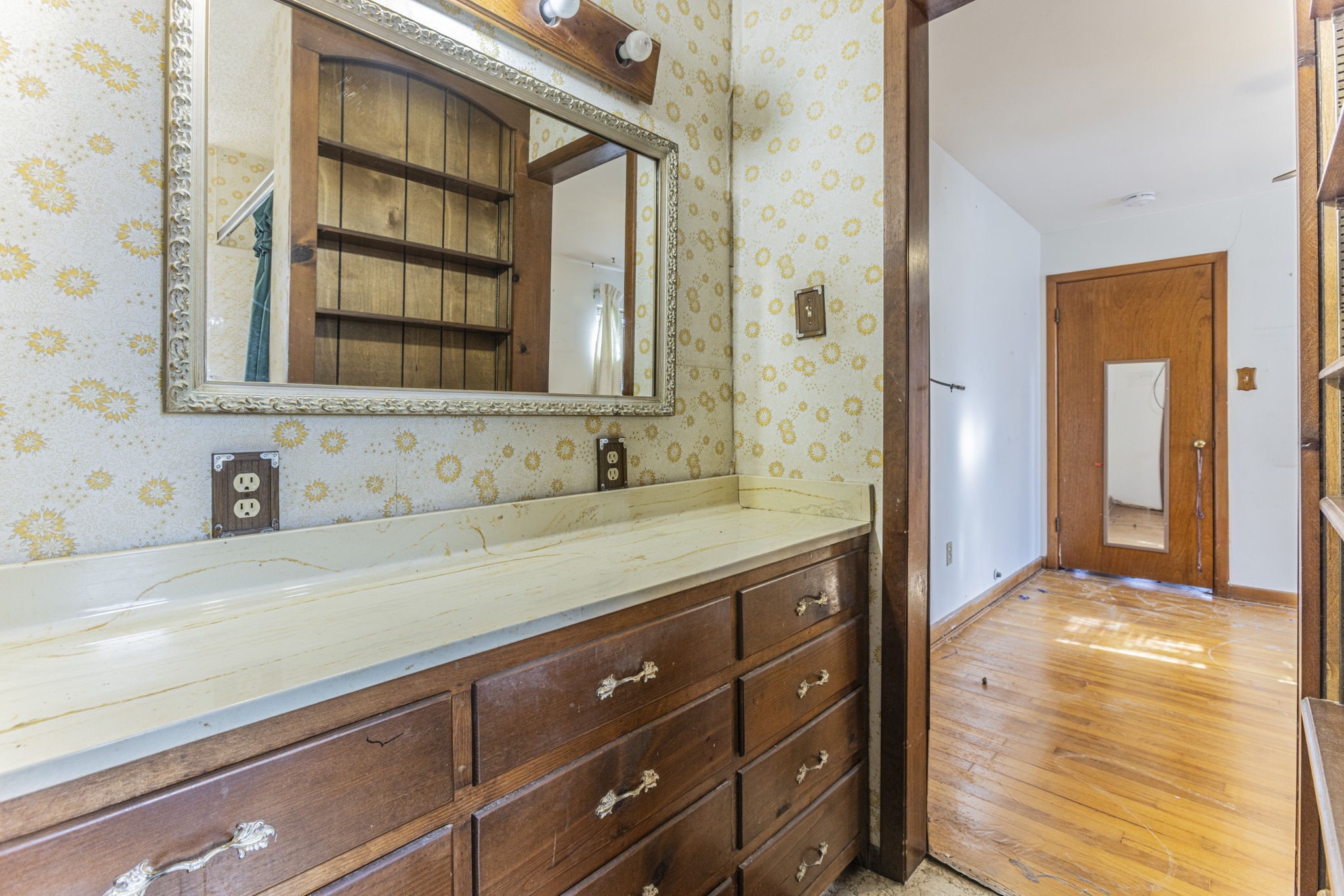 610 N Joyce Street Lacy Lakeview TX 76705