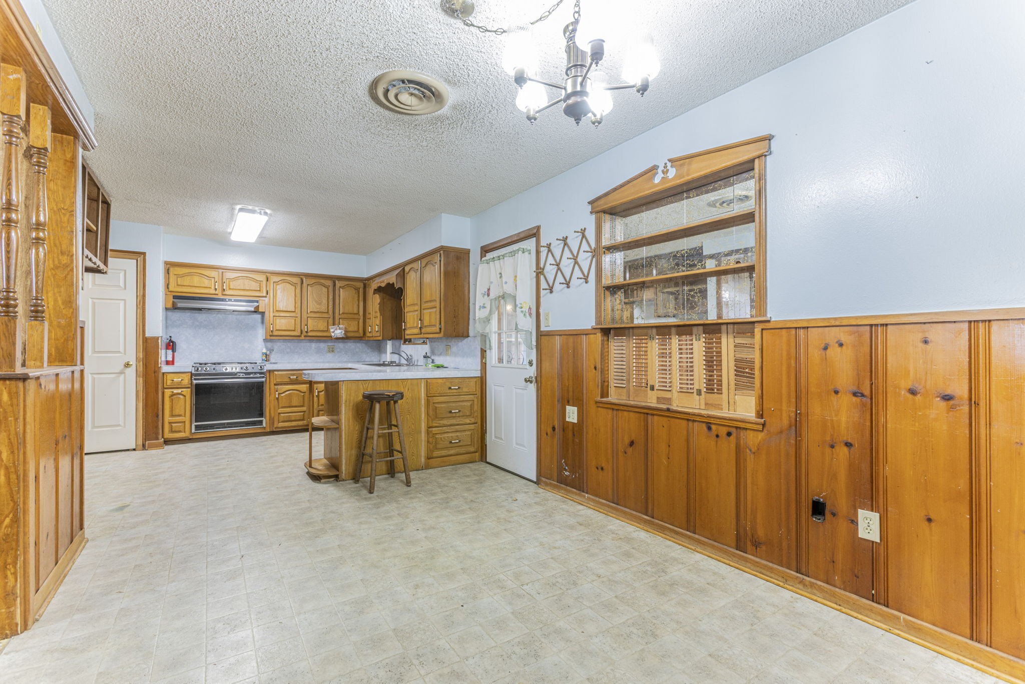 610 N Joyce Street Lacy Lakeview TX 76705