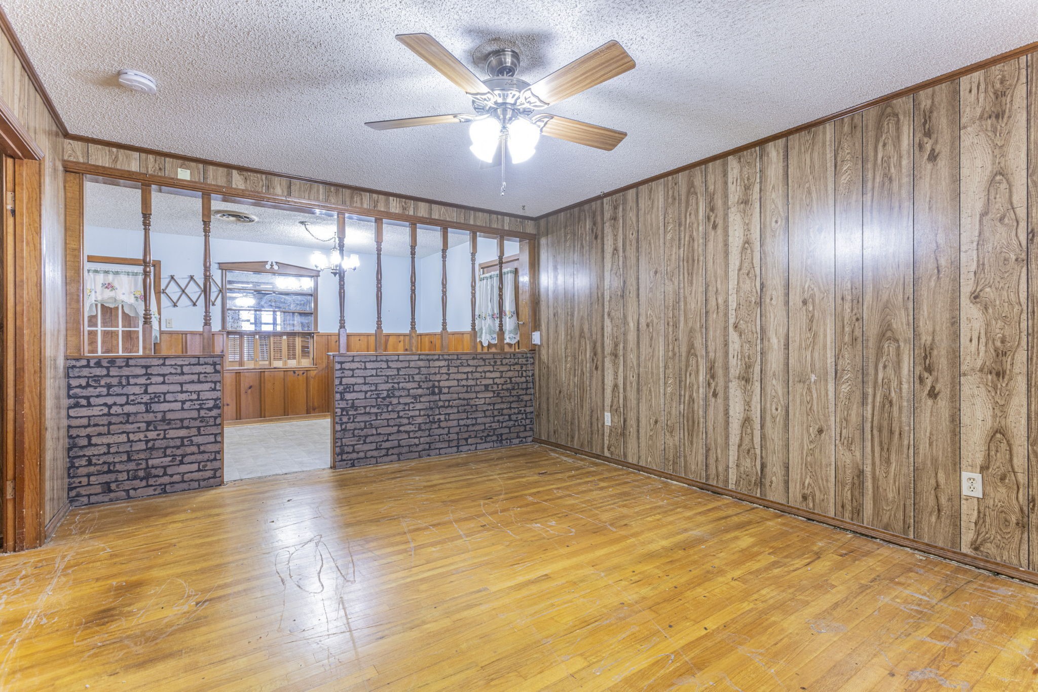 610 N Joyce Street Lacy Lakeview TX 76705
