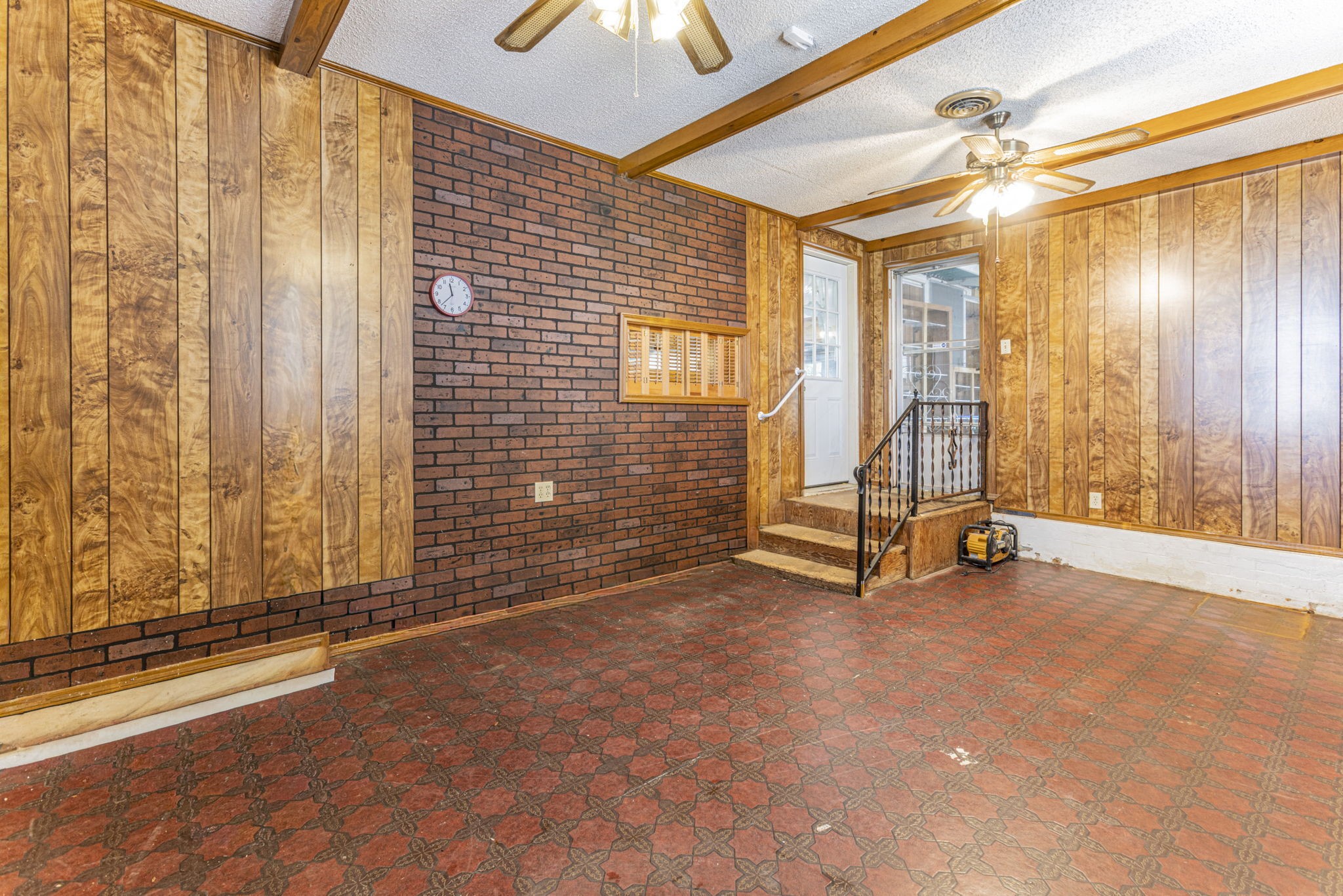 610 N Joyce Street Lacy Lakeview TX 76705