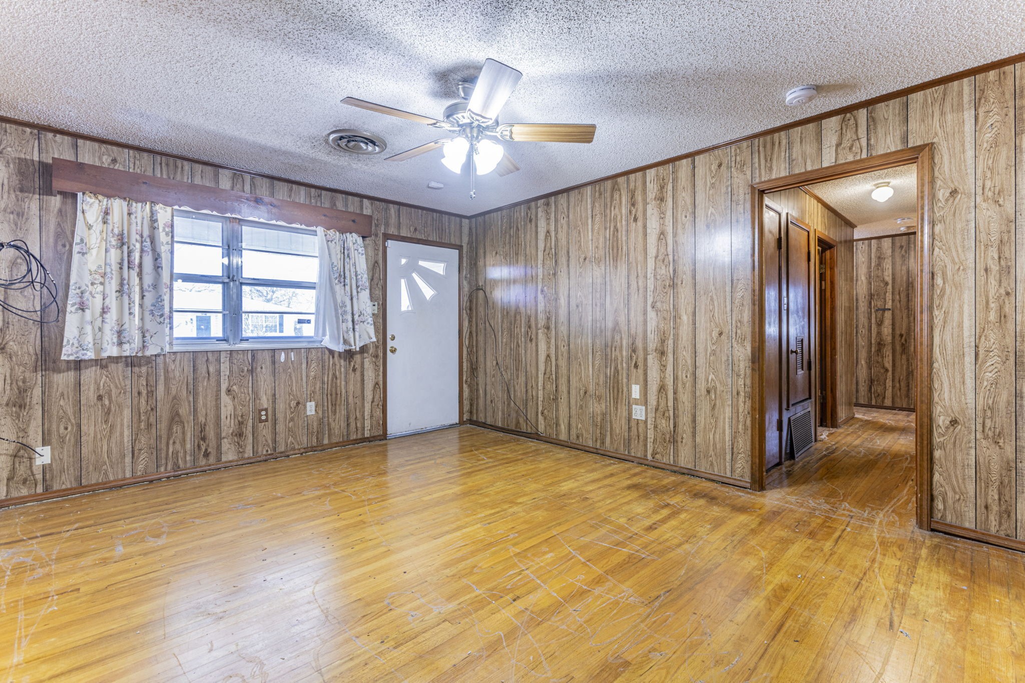610 N Joyce Street Lacy Lakeview TX 76705
