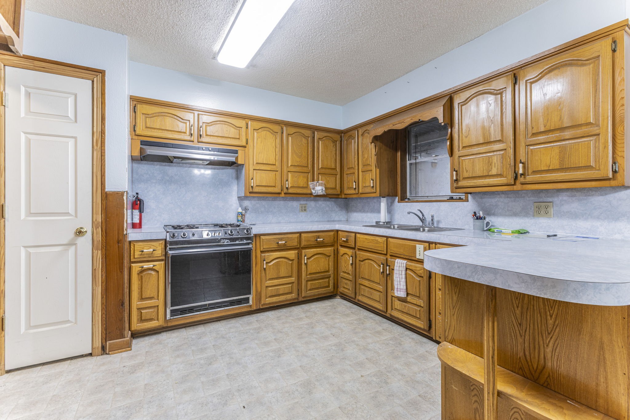 610 N Joyce Street Lacy Lakeview TX 76705