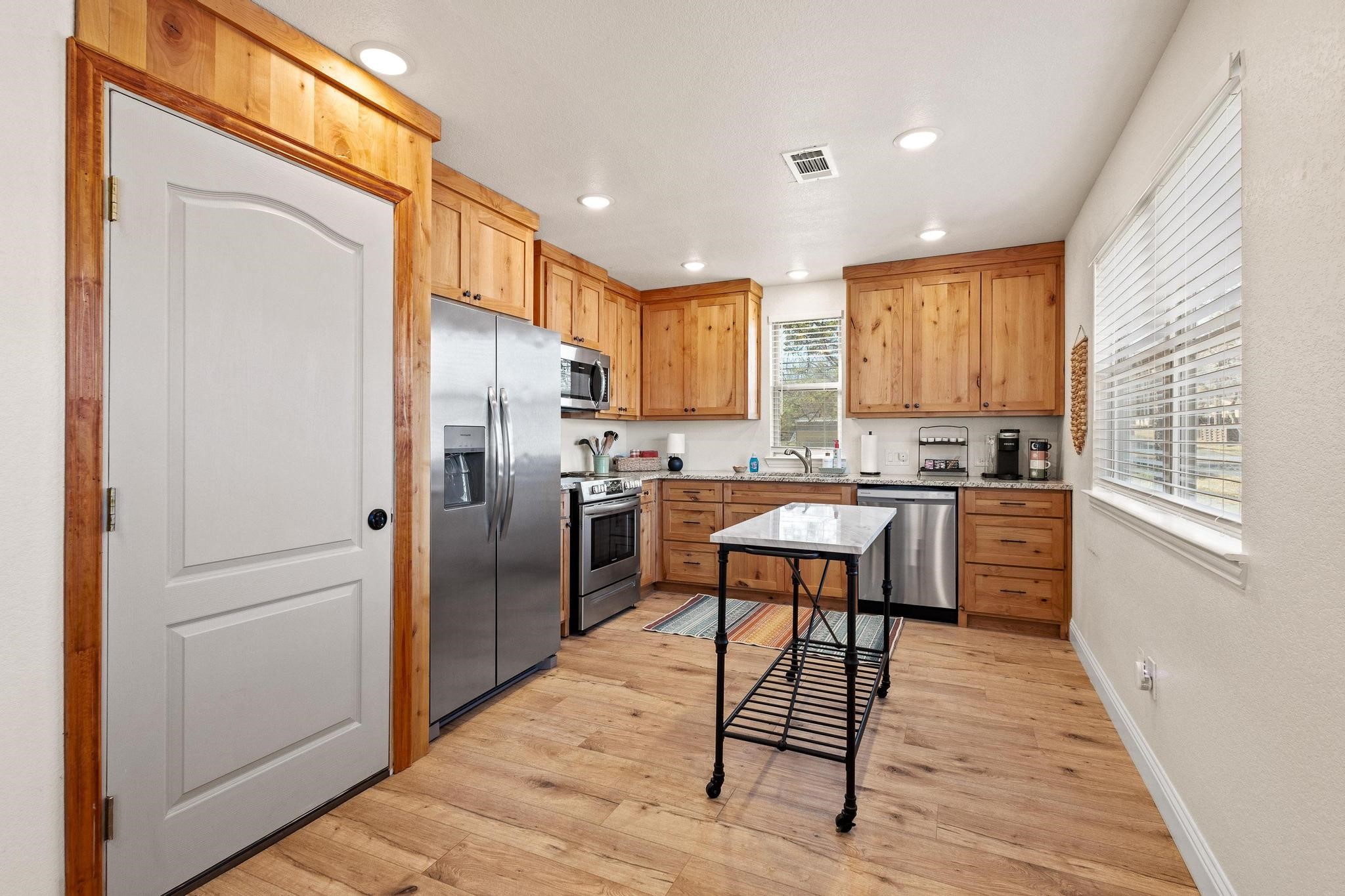 210 Hiland Lane Pottsboro TX 75076