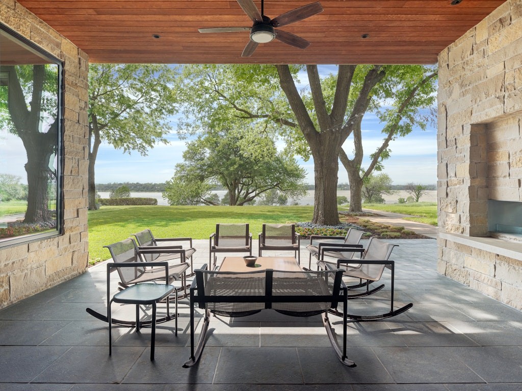 9210 W Lake Highlands Drive Dallas TX 75218