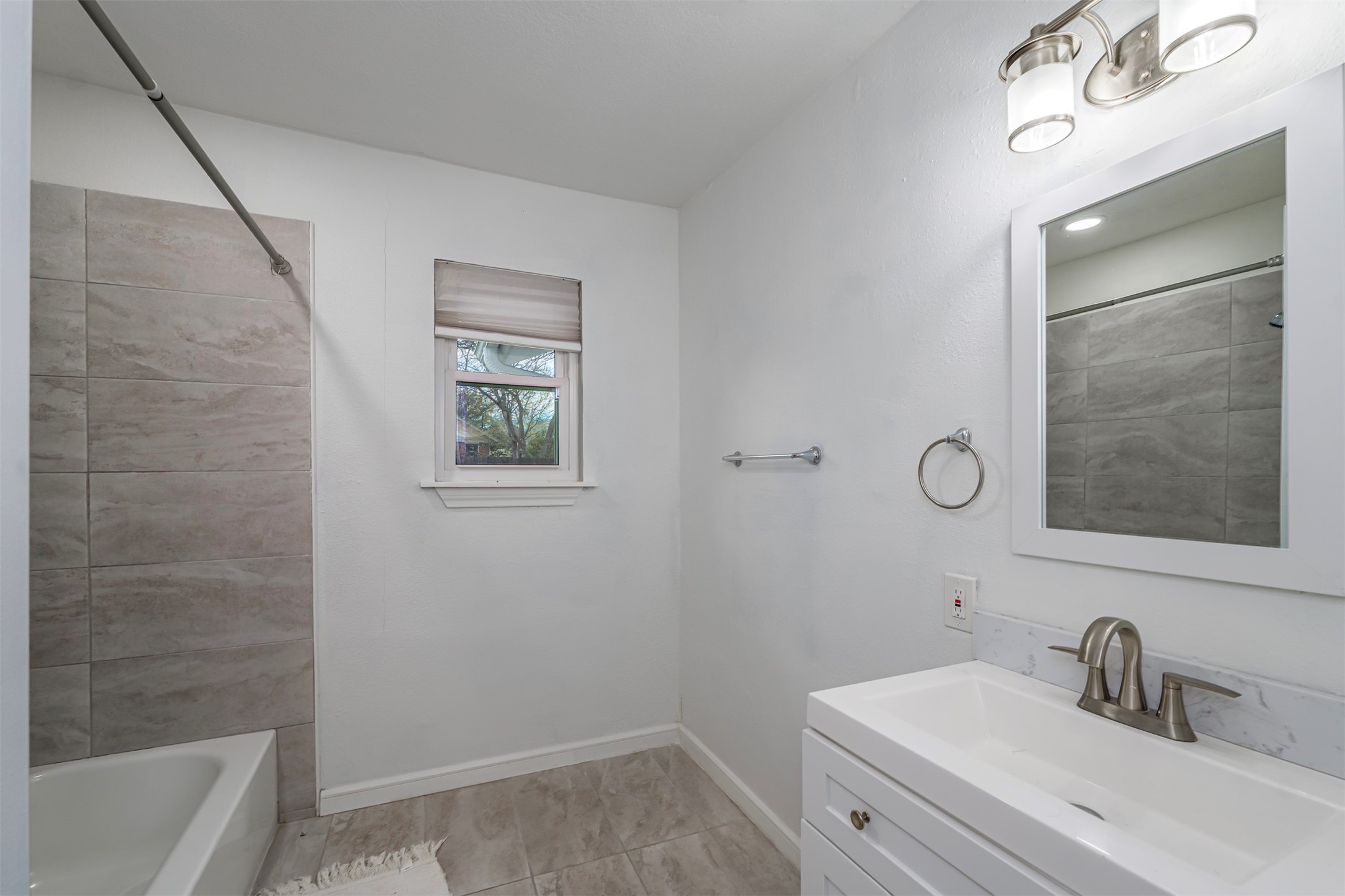 3240 Lipscomb Street Fort Worth TX 76110